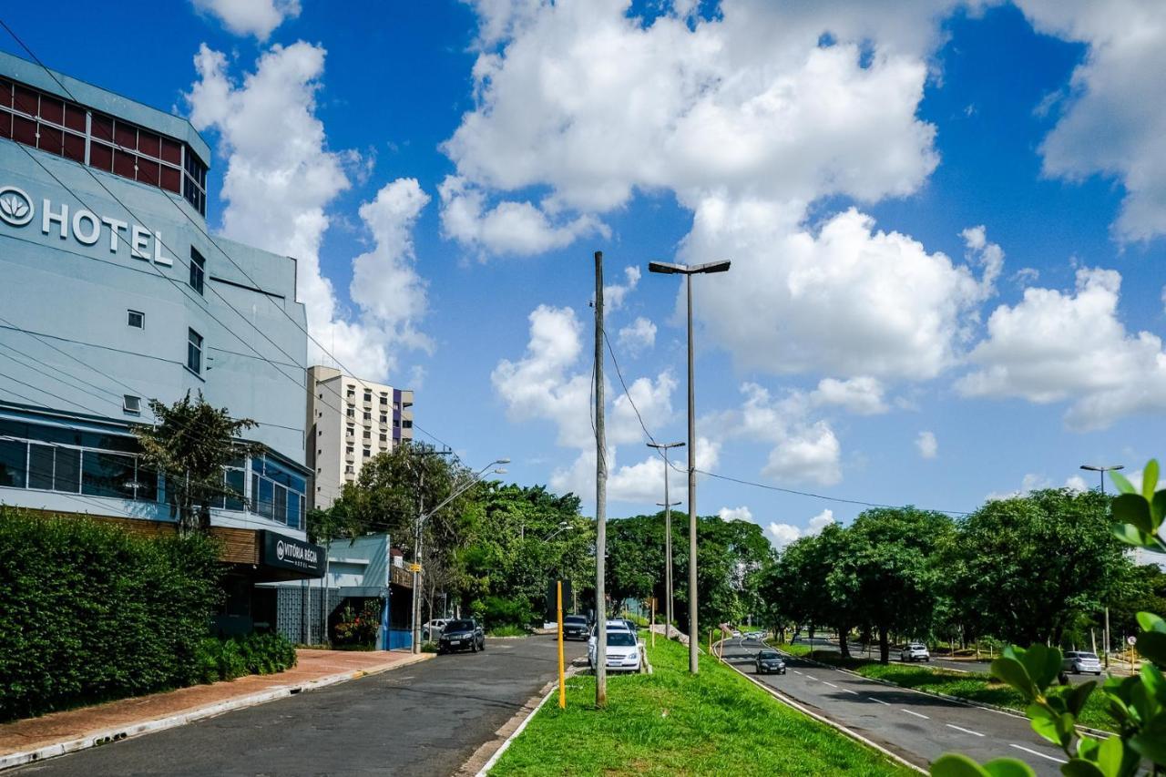 Vitoria Regia Hotel Бауру Екстер'єр фото